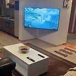 Grand Panorama Apartment *